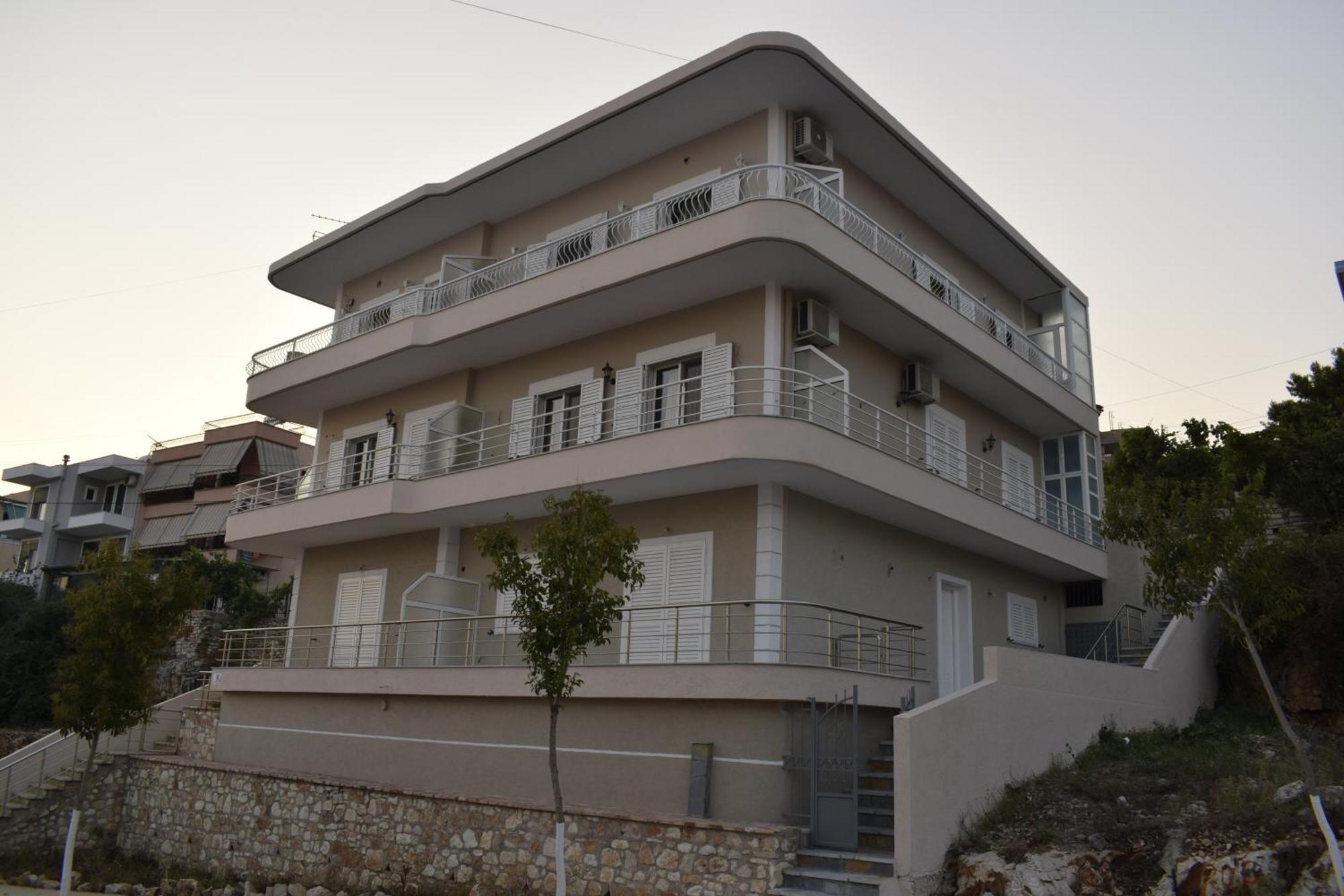 Isabela Apartments Sarandë Exterior foto